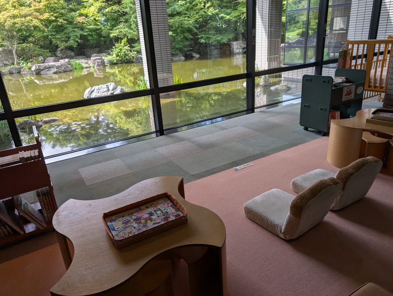 詩歌の森　庭園