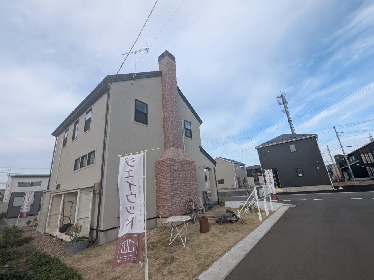 しらゆりマルシェ会場