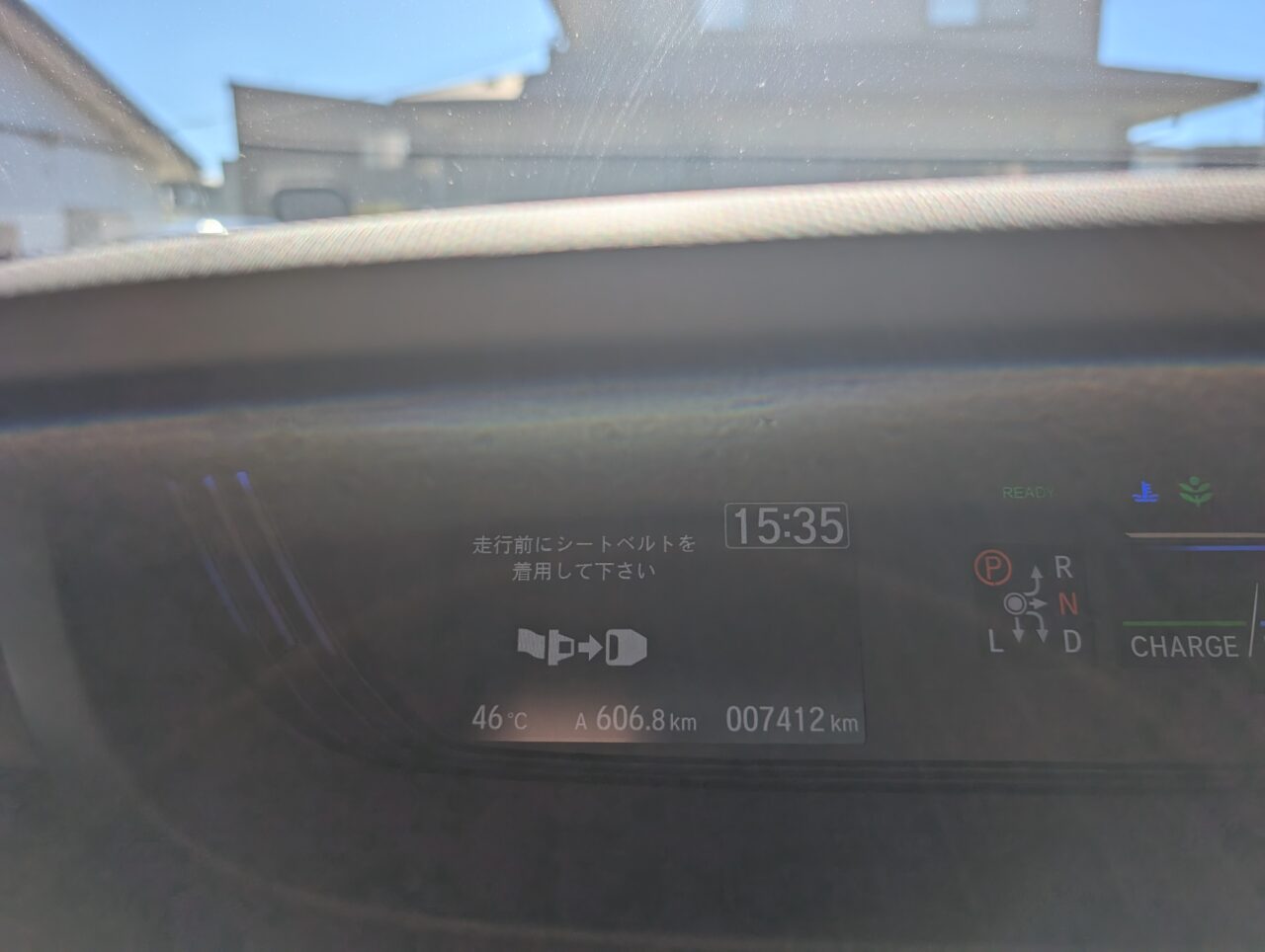 車内炎天下